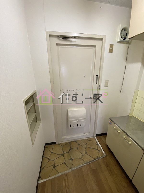 フレックス新大阪 玄関