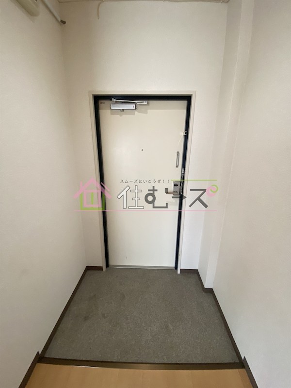 ガーデンハイツ上新庄 玄関