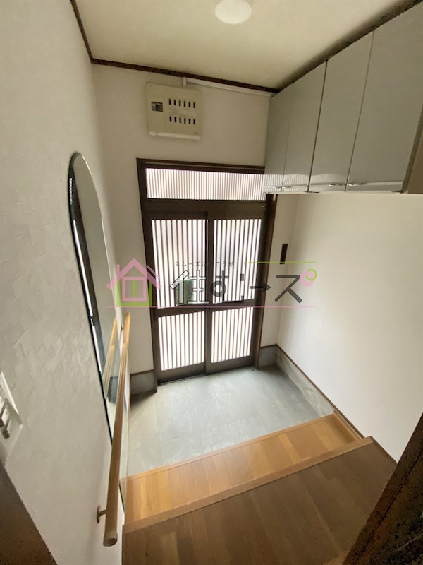 北畠2丁目テラスハウス 玄関