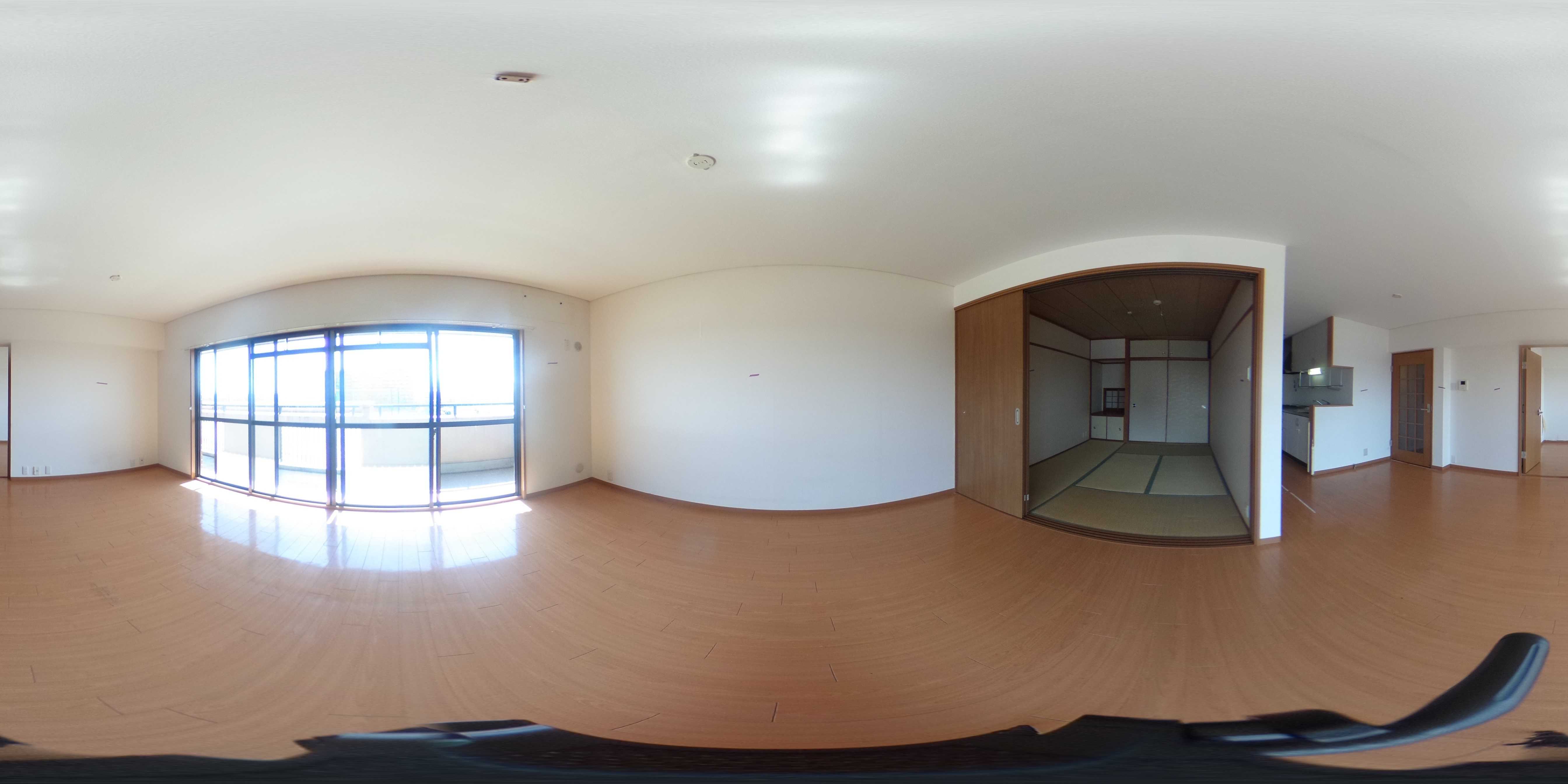 清川六番館 洋室