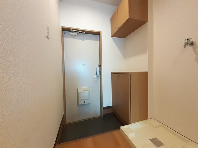 アベニール 玄関