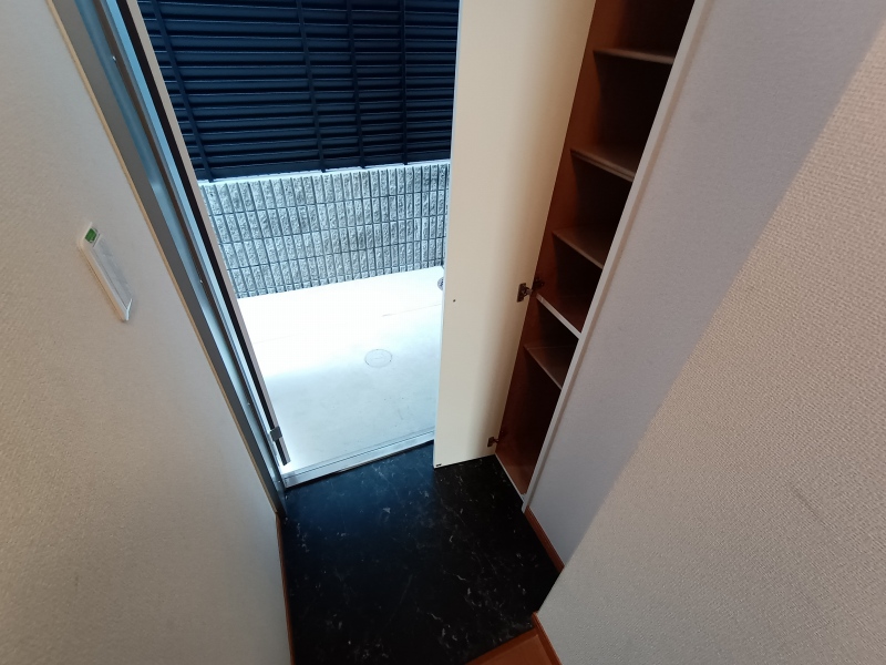 レオパレスハナテン２番館 リビング