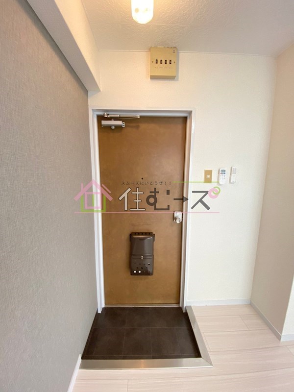 ノアーズアーク上汐 玄関