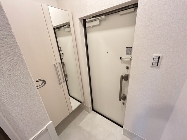 カーサビエント 玄関