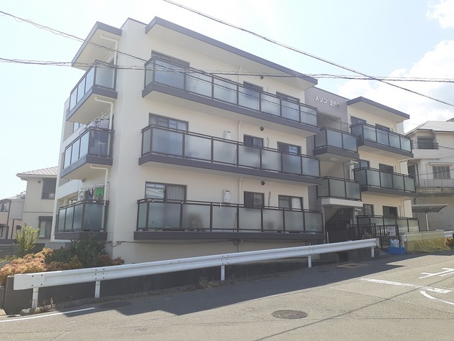 メゾン３５１ 外観