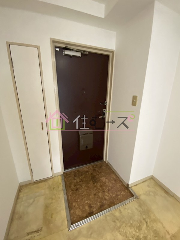 ラパンジール恵美須Ⅲ 玄関