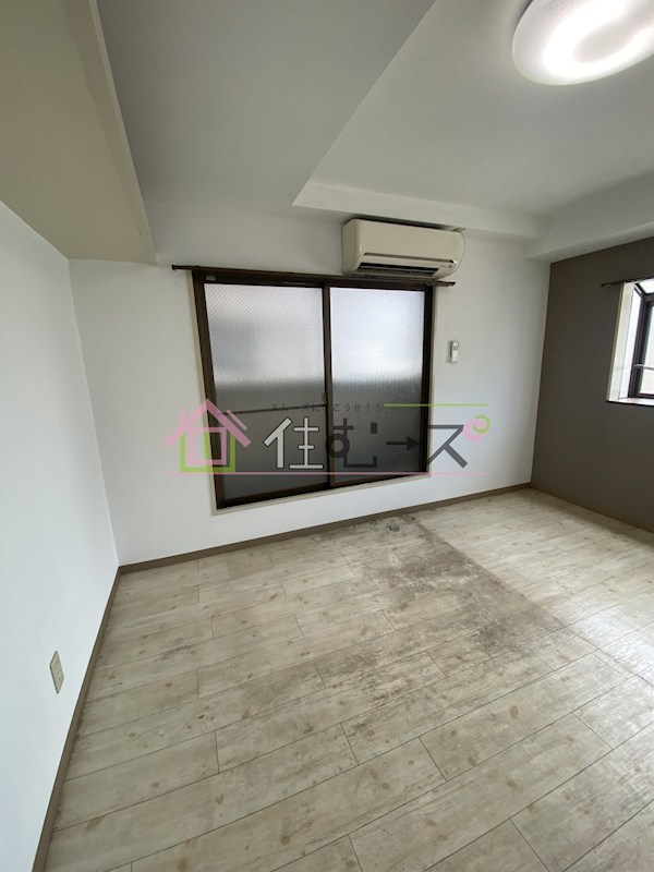 ラパンジール恵美須Ⅲ ベッドルーム