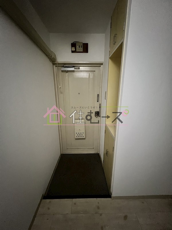 ラパンジール松屋町 玄関