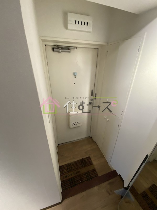 パールハイツ本町 玄関