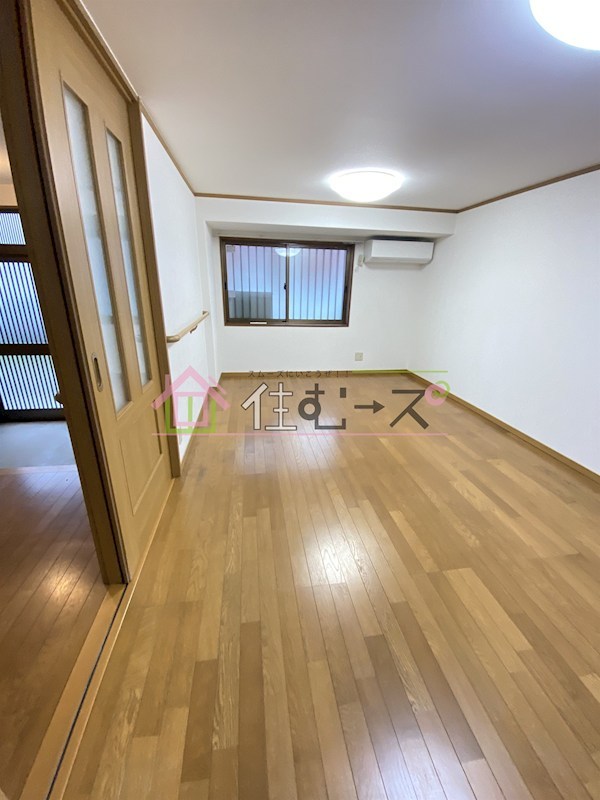 西田邸 貸家・貸事務所　 ベッドルーム