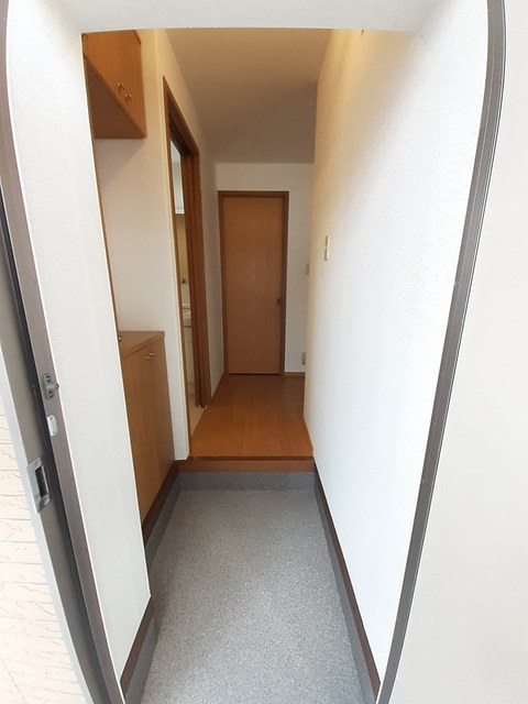 ハイツグロリアス 玄関