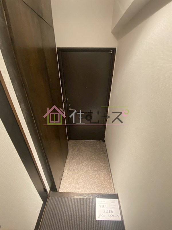 ミールズ新大阪 玄関