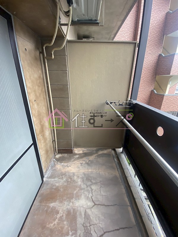 ミールズ新大阪 ベランダ