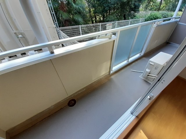 カームライフ中野 ベランダ