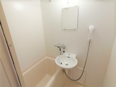 レオパレス逆瀬川 風呂画像