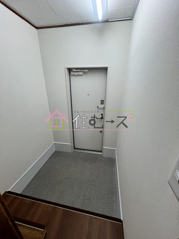 加美東4丁目貸家 玄関
