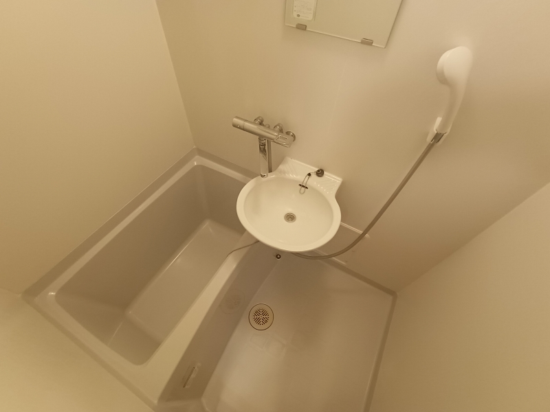 レオパレスセジュール新保 風呂画像