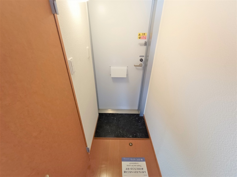 レオパレスソレーユＳ　Ｏ 玄関