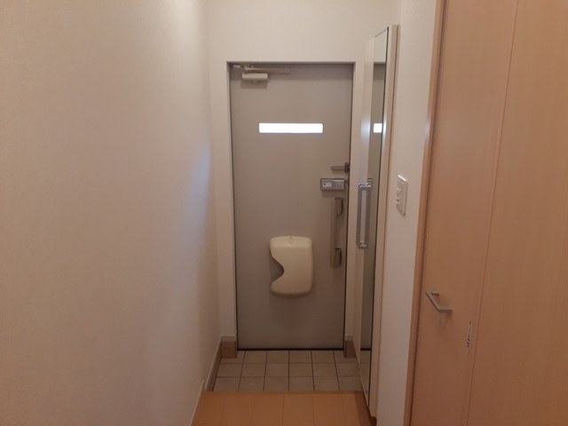 クレール宝塚 玄関