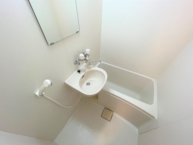 レオパレスかつらぎ 風呂画像