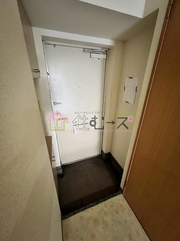 ソレアードトレスなんばWEST 玄関