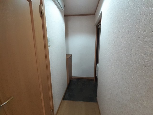 リバーサイドＯＮＥ 玄関