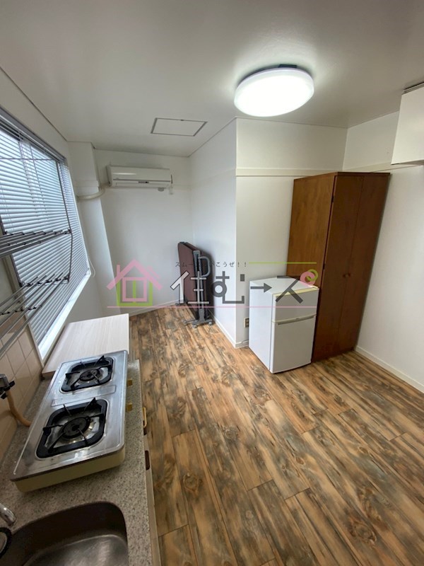 井上ビル ベッドルーム