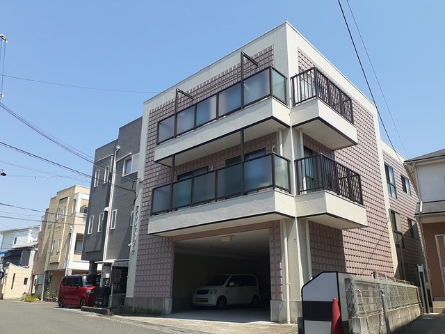 アイソレットハイツ 外観