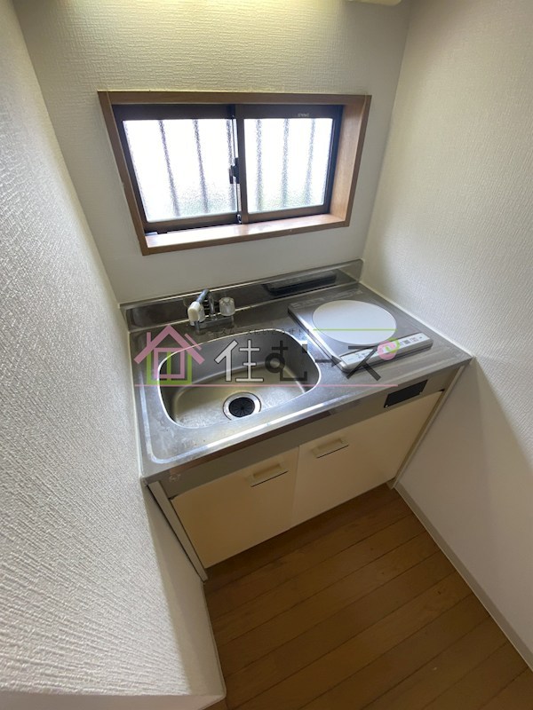 泉尾3丁目店舗付き住宅 キッチン