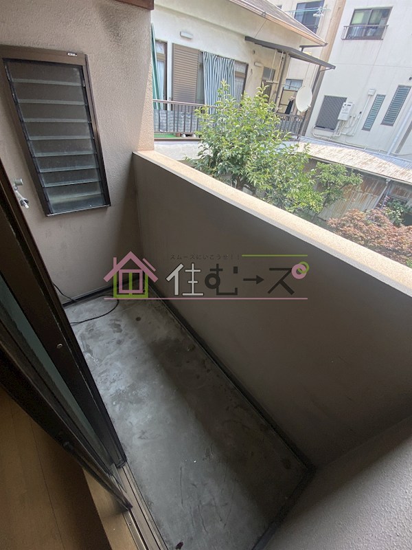 泉尾3丁目店舗付き住宅 ベランダ