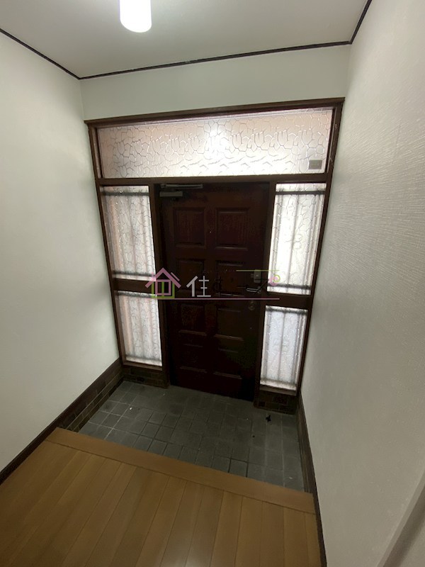 住之江区南加賀屋4-5-14テラスハウス 玄関