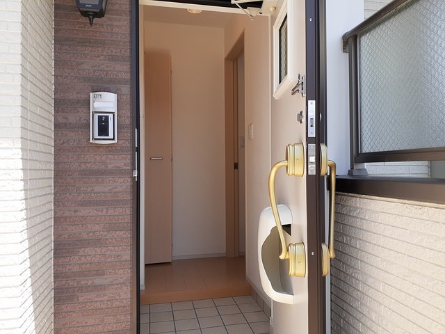 カーサ　コンテント 玄関