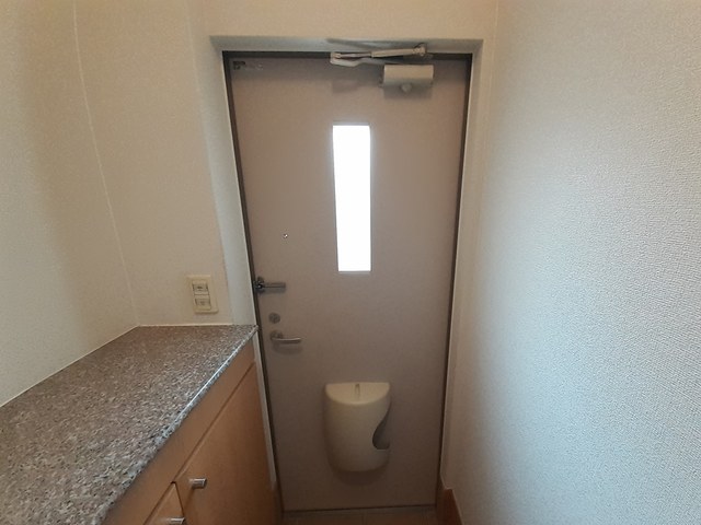 ローザ・アルベロＢ棟 玄関