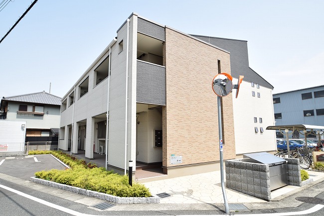 レオネッサ鴻池 外観