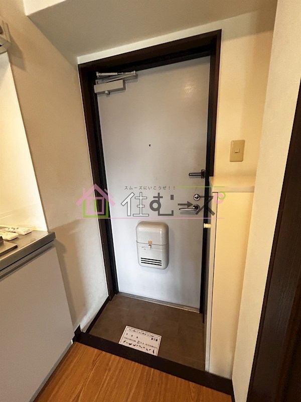 メゾンコウエイ 玄関