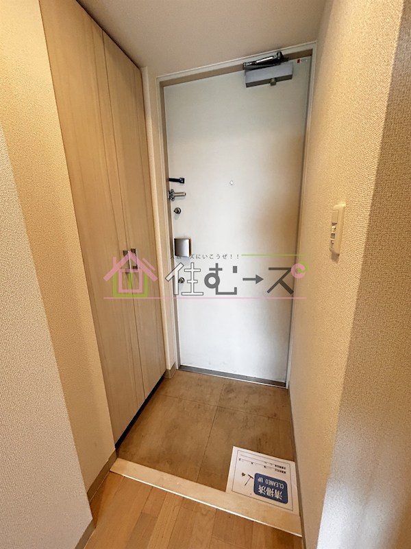 エステムコート梅田・天神橋Ⅲアヴァンテ 玄関