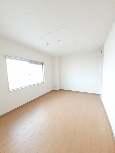 グレース尾崎 その他2