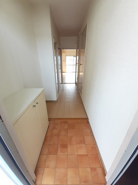 グレース尾崎 玄関