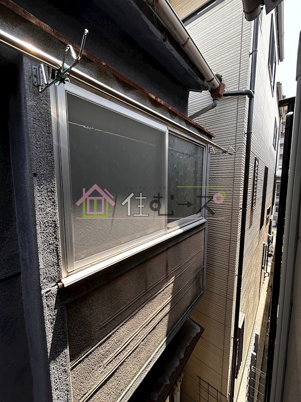 磯路3丁目一戸建貸家 ベランダ