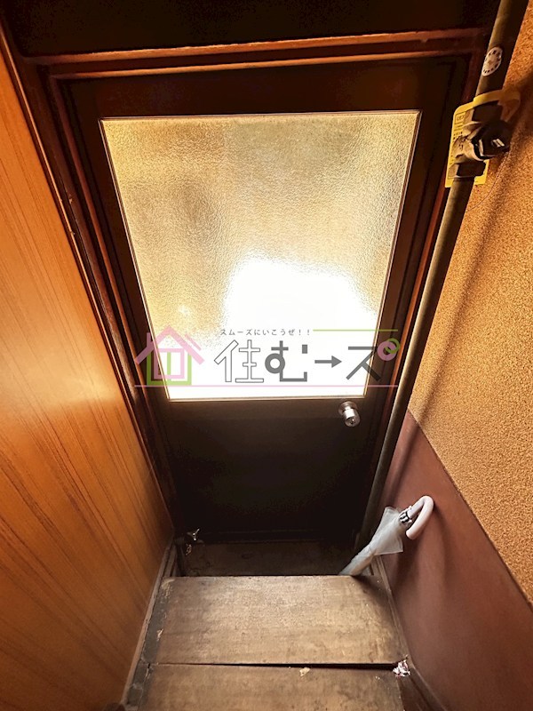 港区三先2丁目テラス 玄関