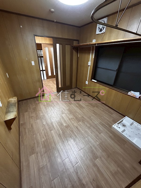 磯路3丁目一戸建貸家 ベッドルーム