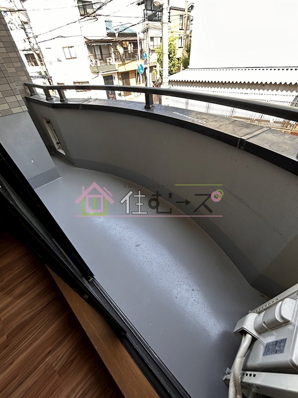 大阪市港区田中2丁目　戸建 ベランダ