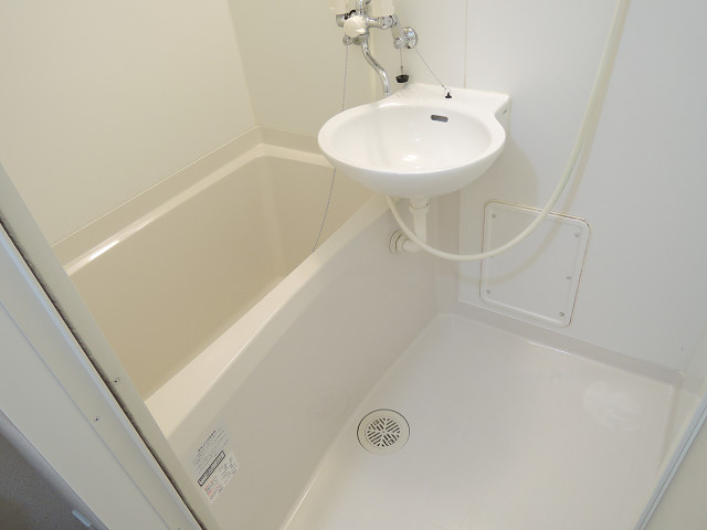 レオパレス久宝寺 風呂画像