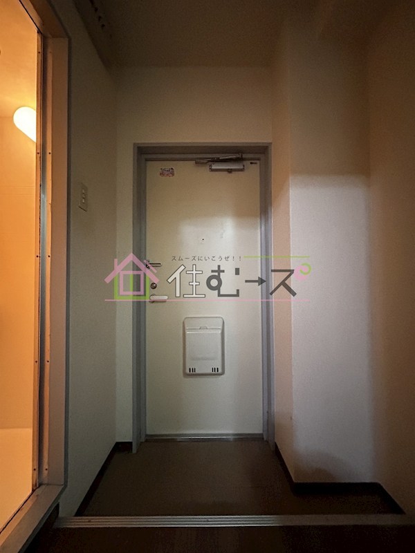 ハイコート堀江 玄関