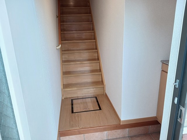 ラフレシール 玄関