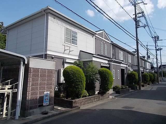 シェ・モア 外観