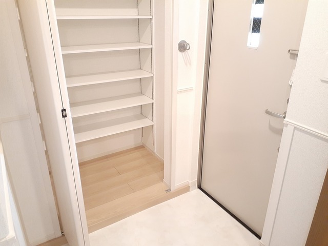 エスポワール南摂津 玄関