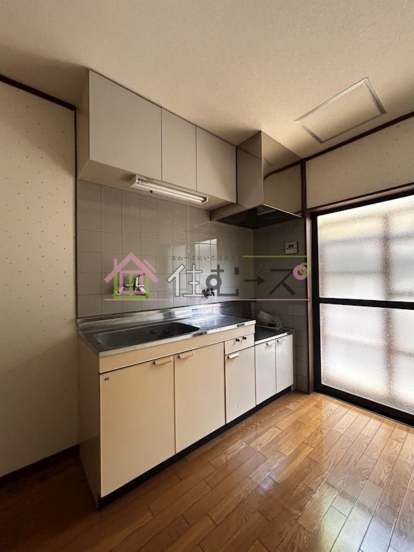 旭区大宮3丁目戸建 キッチン