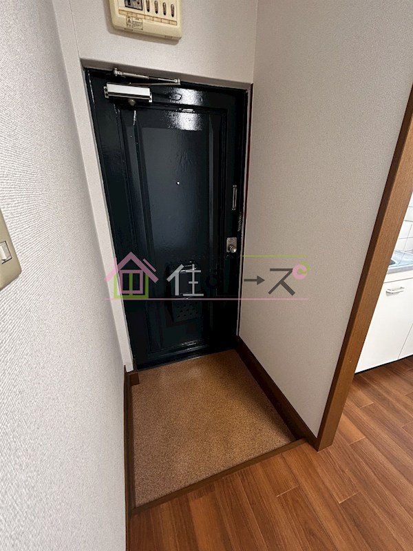 川端ハイツ 玄関