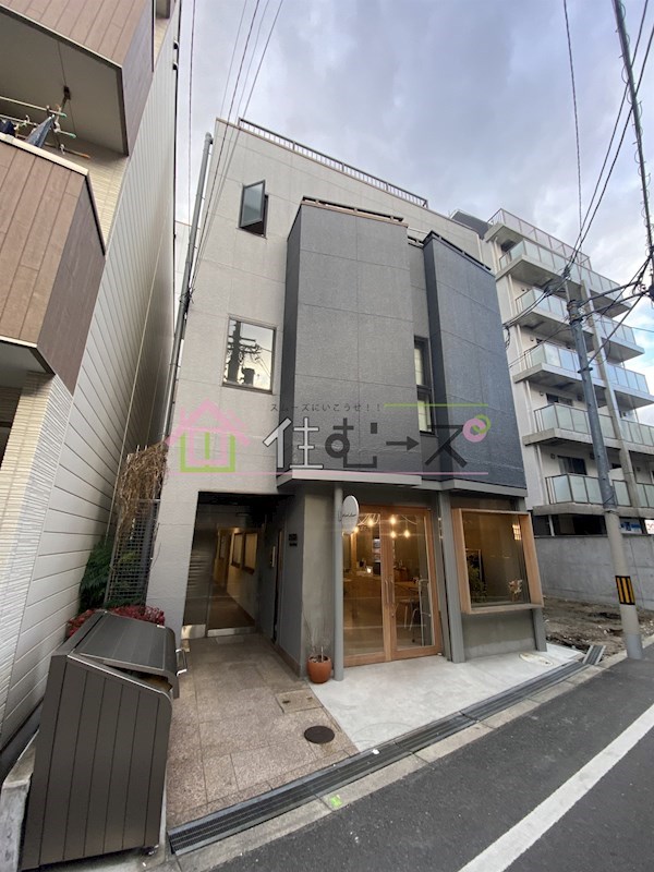 コスタ河堀口 外観